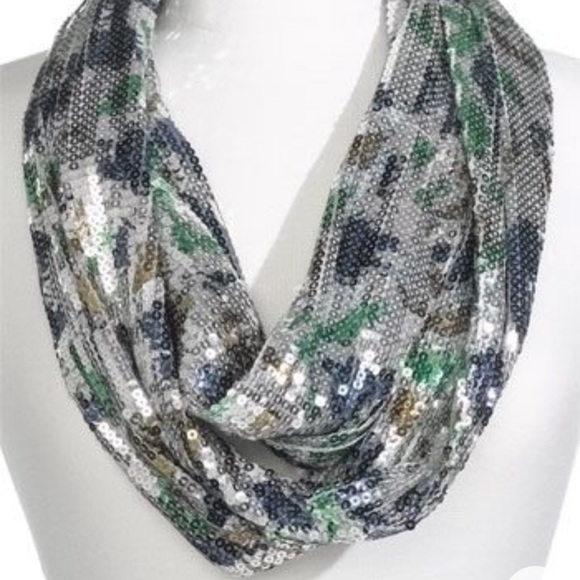 Betsy Johnson Sequin Infinity Scarf - Picture 2 of 4
